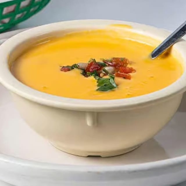 Chile Con Queso.